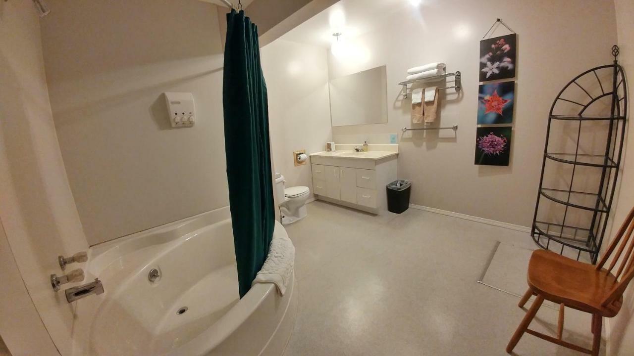 Bella Coola Mountain Lodge Hagensborg المظهر الخارجي الصورة